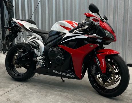CBR 600