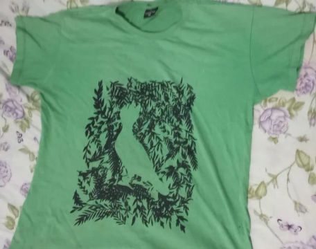 Vendo essa camiseta da reserva verde tamanho PP 100% algodão por apenas R$48