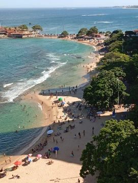Fantástica Cobertura Temporada . Pacote Semana Santa R$6.000,00 5 quartos Centro Guarapari
