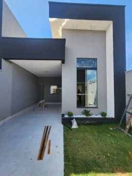 EXCELETE CASA NO SETOR JARDIM CURITIBA GOIANIA GO