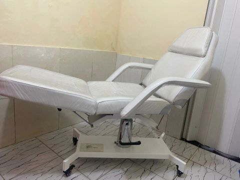 Maca hidráulica Esther para salão de beleza  
