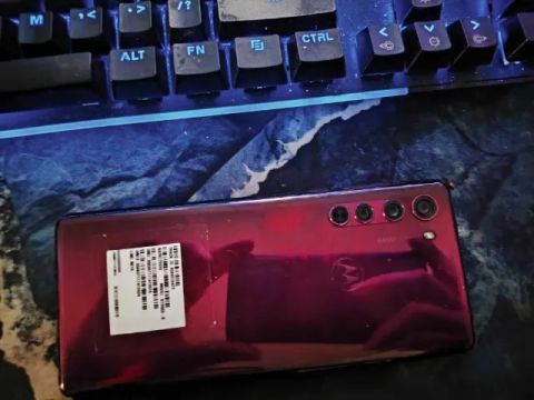 Motorola Edge 5g Para Peças Tela com vazamento