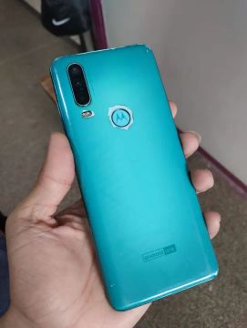 Motorola One Azul - usado