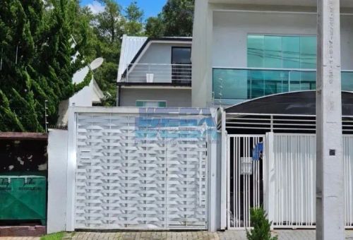 Sobrado com 3 quartos para alugar por R$ 5200.00, 130.00 m2 - UMBARA - CURITIBA/PR