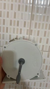 Varal de teto retrátil para área externa