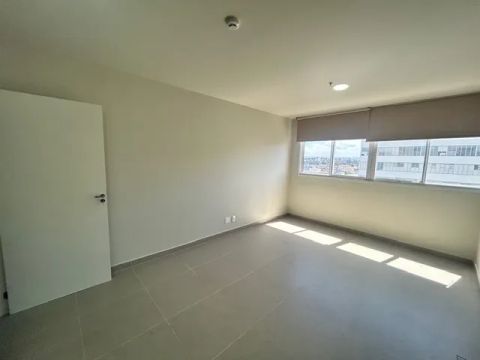 Sala comercial em frente ao Hospital Vila Velha