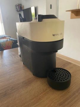 Máquina de café Nespresso Vertuo Branca 