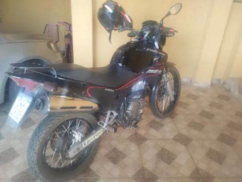 NX FALCON 400 ANO 2005 
