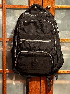 Mochila preta 