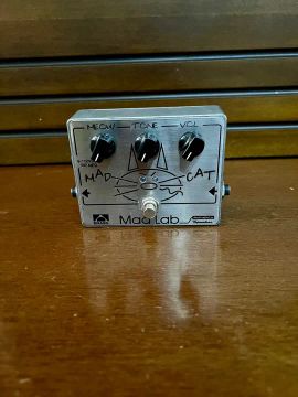 Pedal de Guitarra Mad Lab - Mad Cat