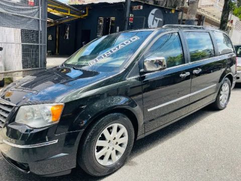 Chrysler Town & Country 2010 Limited + raridade + baixissima km + blindada !!!