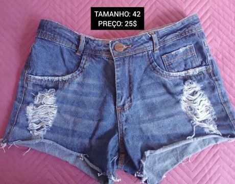 Short Jeans Desfiado - Tamanho 42