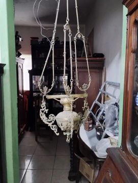 Lustre antigo de bronze 