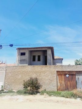 CASA À VENDA NO BAIRRO JARDIM FLÓRIDA.