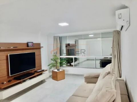 Apartamento com 02 Quartos sendo 01 Suíte no Adélia Giubert