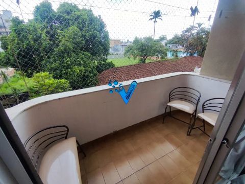 Imóvel para venda possui 90 metros quadrados com 3 quartos em Mar e Céu - Guarujá - SP