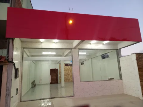 Aluga-se loja comercial