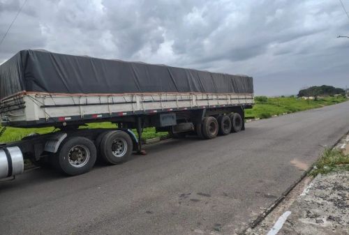 Carreta Ls 3 eixo 