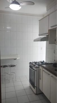 Vendo Maison Cartier 3 quartos na Jacira Reis