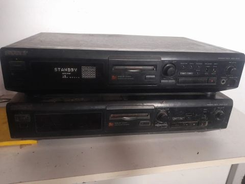 Duas Mini Disc Sony - MDS-JE320 e MDS-JE510