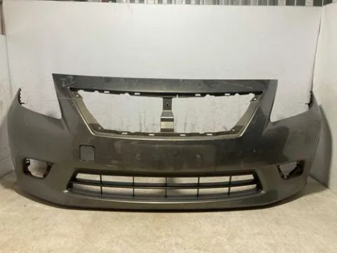 Parachoque Nissan Versa 2011 2012 2013 2014 / Original
