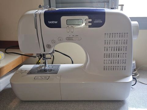 MÁQUINA DE BORDAR BROTHER CS6000