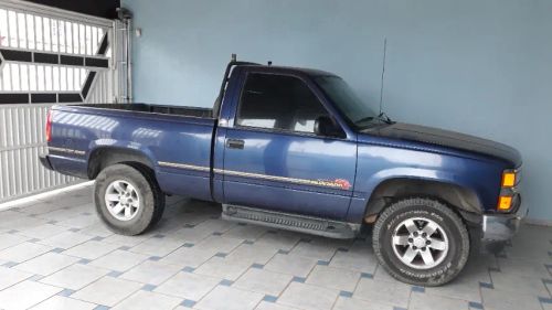 SILVERADO 4.2 CONQUEST HD 4X2 CS 18V TURBO INTERCOOLER DIESEL 2P MANUAL
