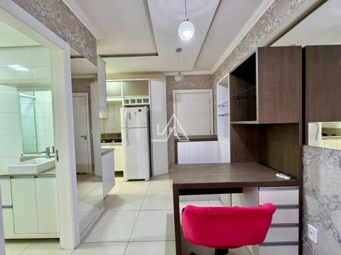 APARTAMENTO DE UM DORMITÓRIO NO CENTRO MOBILIADO E COM VAGA DE GARAGEM
