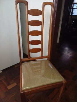 Cadeiras em mogno 