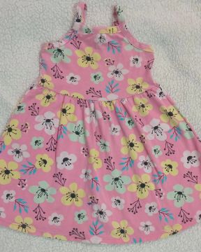 Vestido infantil floral rosa. Tamanho 3. Usado