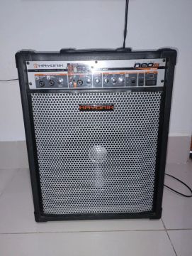 Vendo caixa ativa.HAYONIK SEMI NOVA 