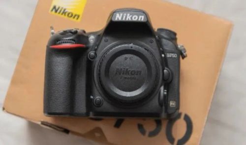 Camera Nikon D750 reais apeans corpo 