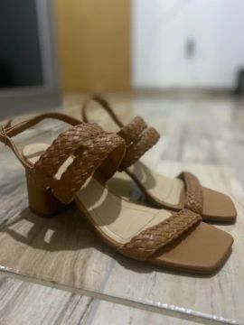 Sandália Constance TAM 40