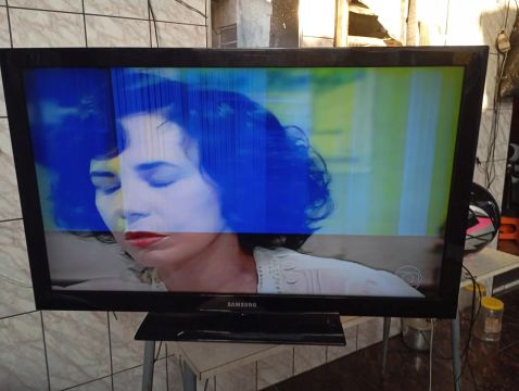 Tv SAMSUNG 40 polegadas com defeito 