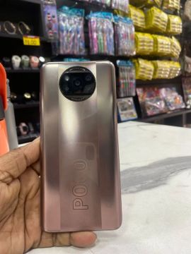 Vendo celular poco  x3 pro