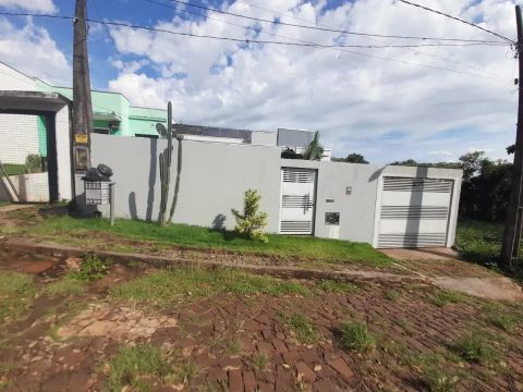 Casa para Locação 3 Quartos, 1 Suite, 1 Vaga, 150M², São Lucas, Chapecó - SC