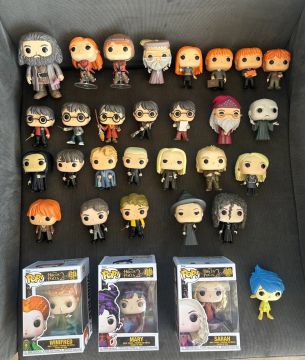 Funkos diversos - valores na descrição 