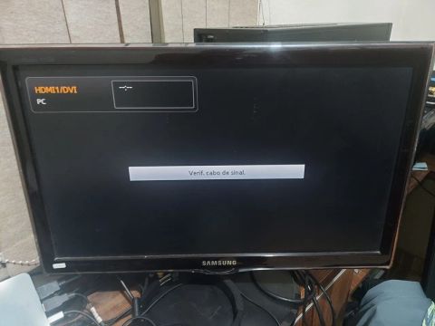 Monitor TV Samsung TA550 24 polegadas