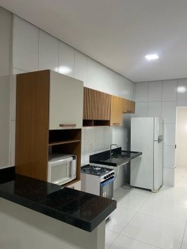 Casa nova mobiliada com três quartos 