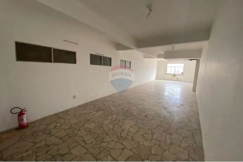 Sobreloja comercial 70m2 localização privilegiada no bairro da Liberdade
