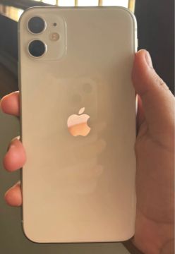 iPhone 11 em perfeito estado!