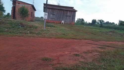 Vendo essa casa ou troco por carro
