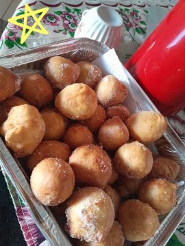 Delícias Doces - Bolinhos de chuva 