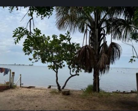 Chácara beira lago 