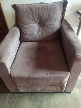 Vendo esta poltrona.