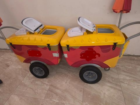 2 und carrinho de sorvete - 2 compartimentos R$3.200,00 a und.