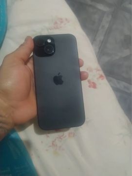 iPhone 15 Preto 128GB