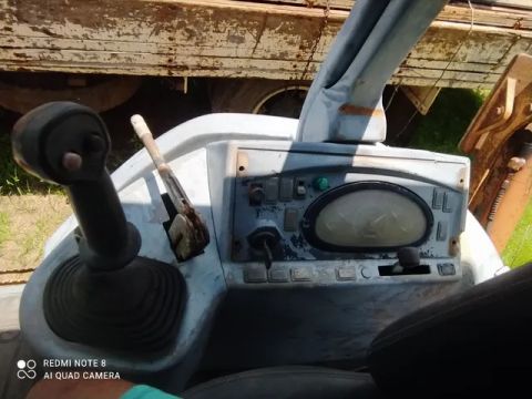 Retroescavadeira 580L