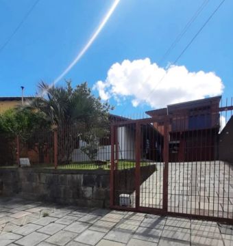 CAXIAS DO SUL - Casa Padrão - DIAMANTINO