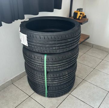 Pneus 165/ 40/ R18